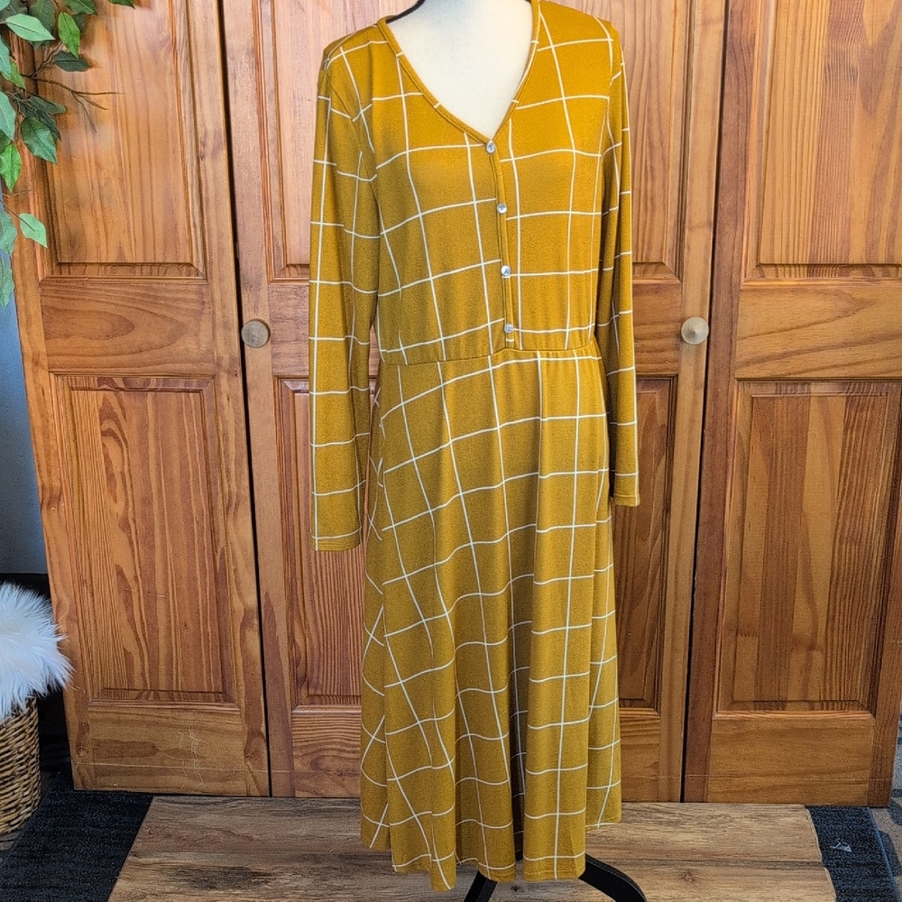 Betsey's Boutique Shop Knit Mustard Long Sleeve Dress XL                CC151